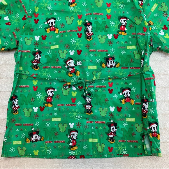 Disney holiday Mickey Mouse Women's scrub Top XL - Picture 12 of 14